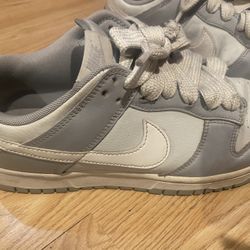 Nike Low Dunks