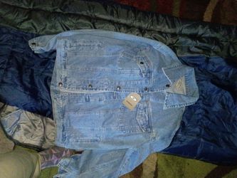 Title: Vintage 90s Most Wanted Denim Jacket - NWT DeadstockDescription:True vintage 90s / Y2K light-medium wash plain denim jacket from Most Wanted. F