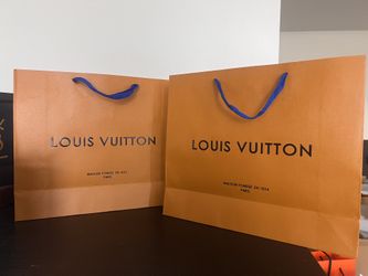 🔥Big Deal Don’t Miss Up!!! Limited LV luxury perfume gift set, Brand New With Box And Bag, 4 Bottles, Pick Up In Atlanta Midtown
