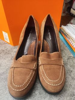 Shoes Size 6M