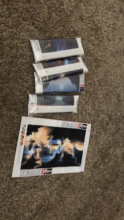 4 Small diamond paintings