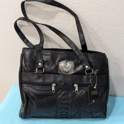 Embassy Genuine Leather with Silver Tone Heart Medallion Purse *Very Rare* Women Shoulder bag Tote 