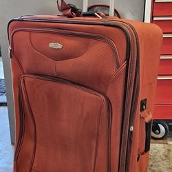 Ricardo Palm Springs Suitcase