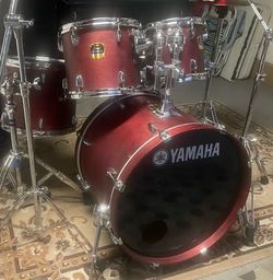 Yamaha stage custom  read full description below.