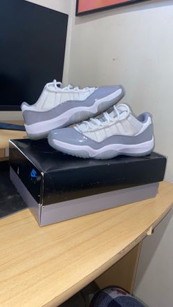 Air Jordan 11 Retro Low Cement Gray Men Size 8.5