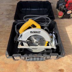 Dewalt Circular Saw