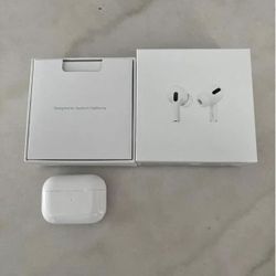 AirPods Pro 1 *BRAND BEW*