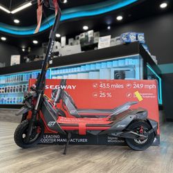 Segway ZT3 Pro Electric Scooter ( Payment Plans Available / Planes De Pagos Disponibles ) 