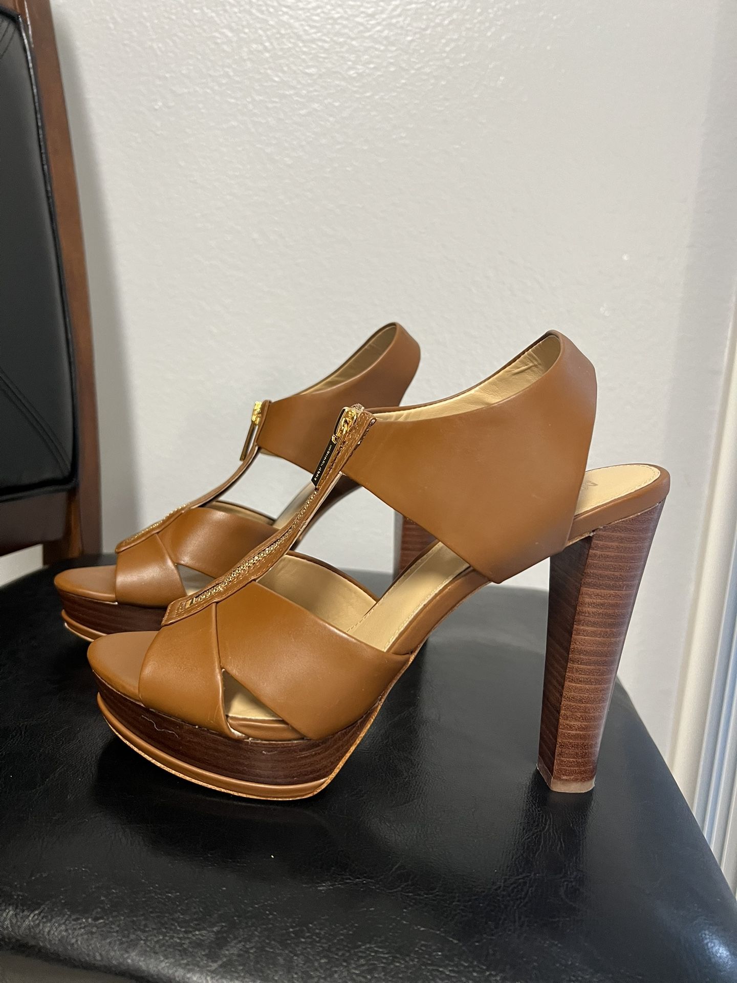 Michael Kors 8.5 M