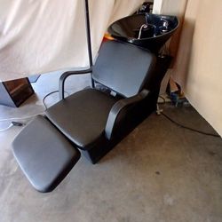 Never Used ,Just Stored-Stylist Shampoo/ Wash Bowl,Recliner, Foot Rest Lift, Complete Chair Station 