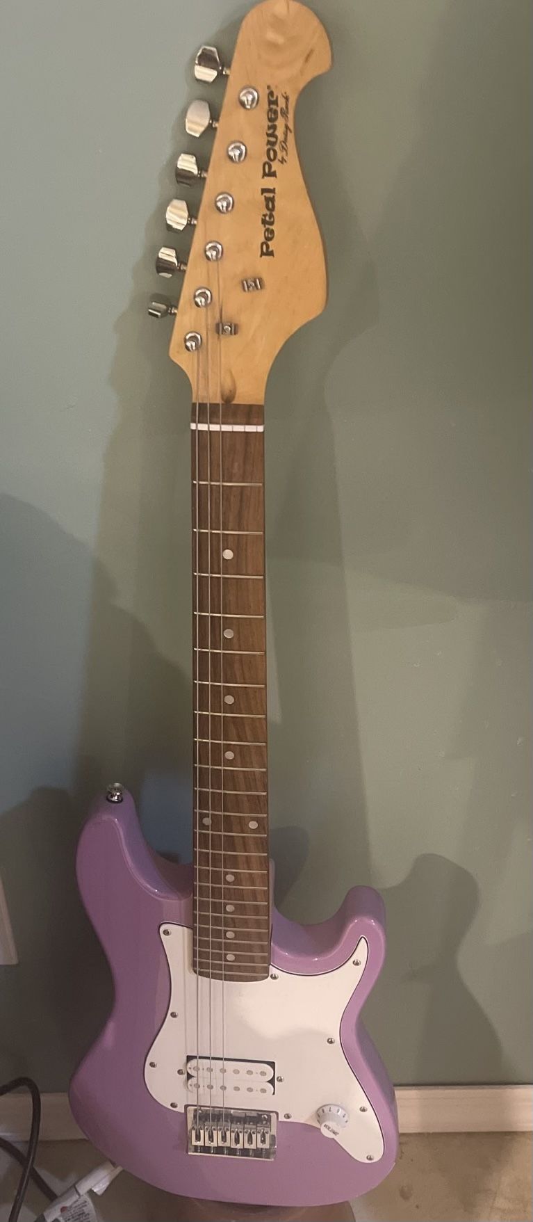 Peddle Power by Daisy Rock Beginner Guitar