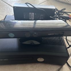 Microsoft Xbox 360 with Kinect