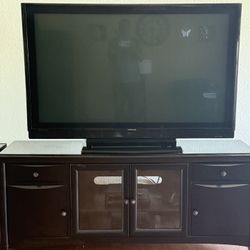 65” Hitachi TV without The TV Credenza