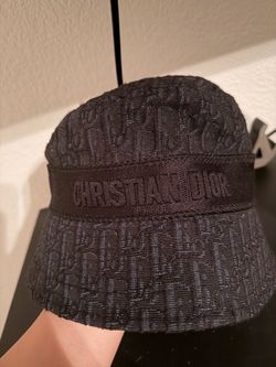 hat