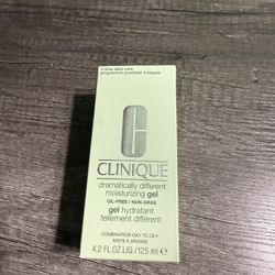 Clinique Dramatically Different Moisturizing Gel – 4.2 fl oz