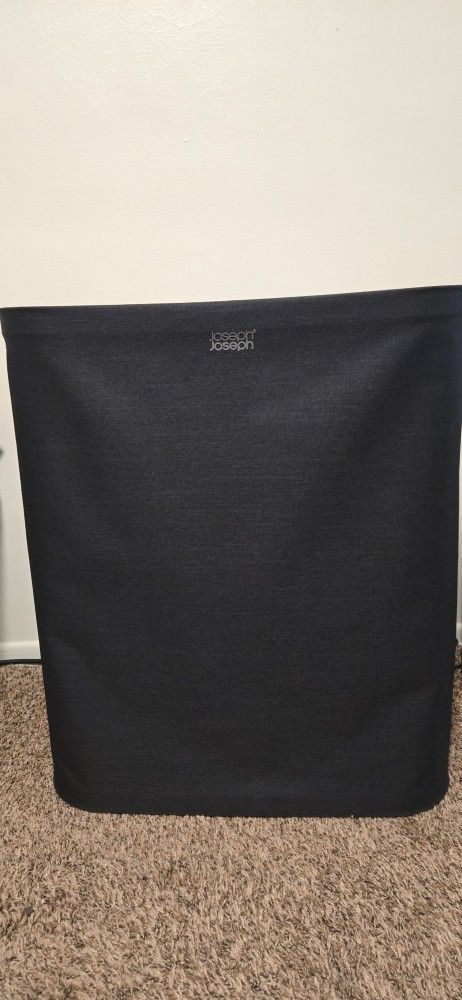 Joseph Joseph 3 Separated 90-liter Laundry Hamper