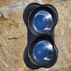 Dual Doggie bowl Asking $15.00