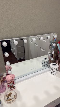 VANITY MIRROR