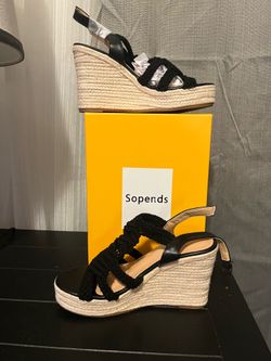 Brand new wedges! Great for summer!!!