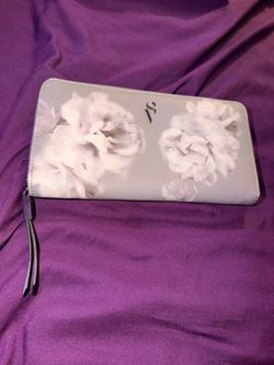 Floral Print Zip-Around Wristlet Wallet