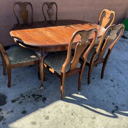 Vintage Dining Table And Chairs Thomas Ville