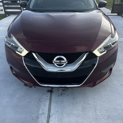 2017 Nissan Maxima