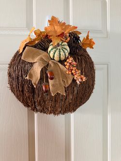 Fall Harvest Grapevine Decor