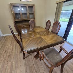 Table And Chairs & Hutch