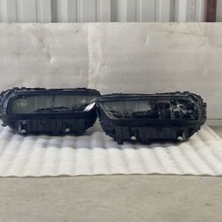 2023-2024 BMW X7 HEADLIGHT SET