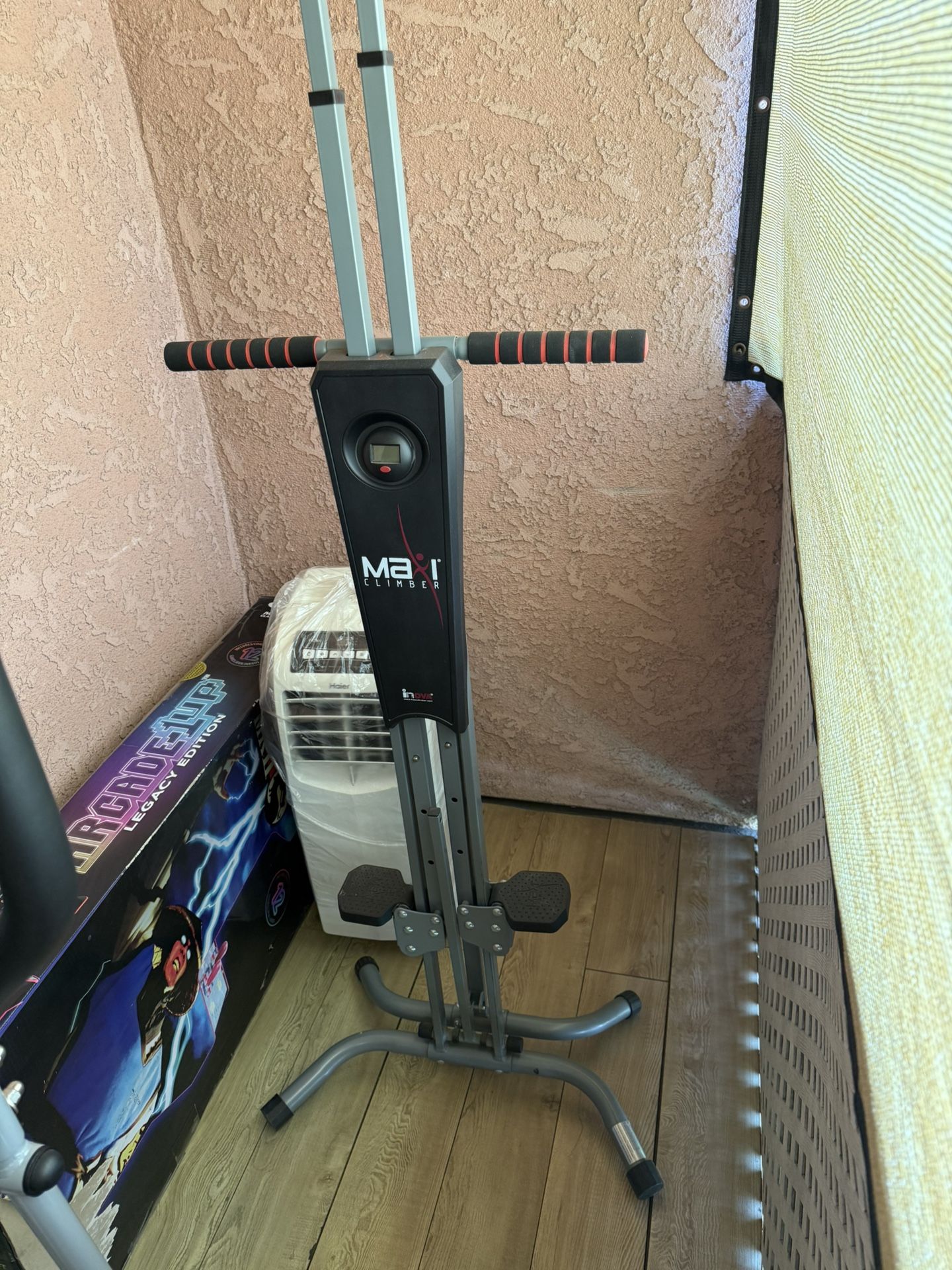 Maxi Climber: Vertical Climber Exercise machine  