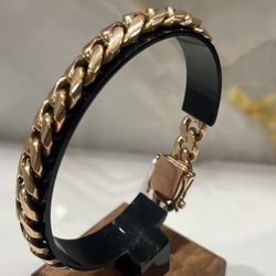 10k Rose gold Bracelet 9mm 56.9 Grams 