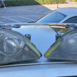 Lexus is(contact info removed) 2005 headlights