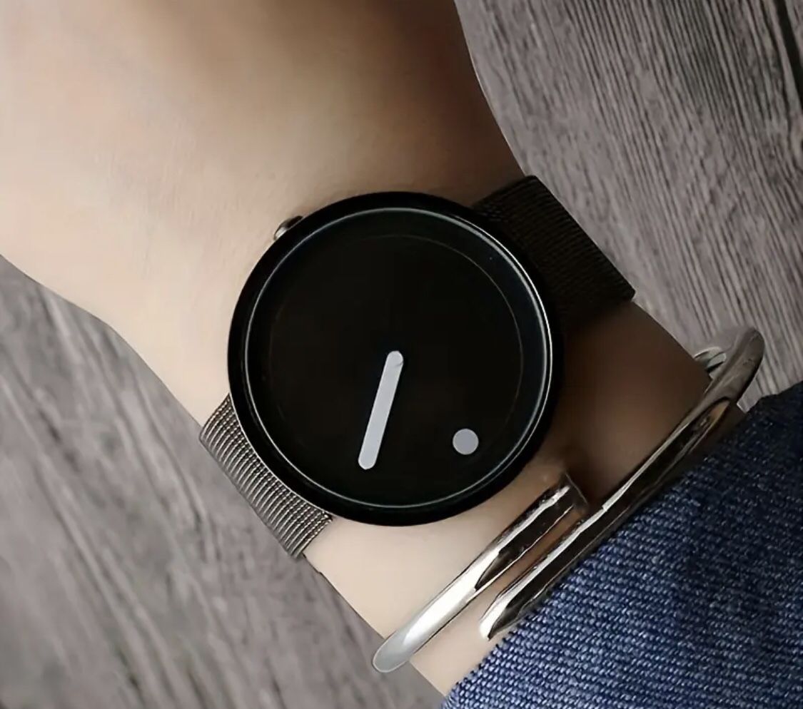 Beautiful brand new contemporary Watch