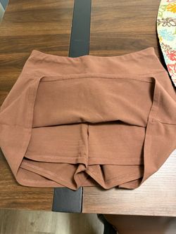 Skirt with short inside Hollister size M