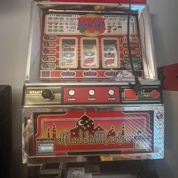 Slot Machine Fully Operational 