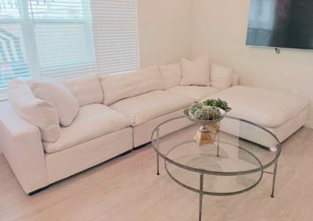 White Modular Sectional Sofa with Chaise