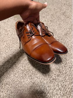 Men’s dress shoes