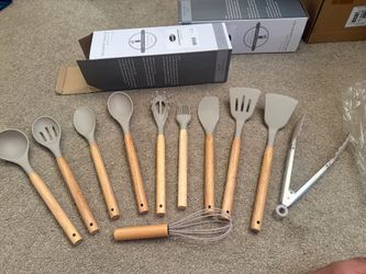 Silicone Cooking Utensils Set of 12 Pcs with Wood Handles. Heat Resistant Kitchen Utensils for Nonstick Cookware, BPA Free Silicone Spatula Set & Cook