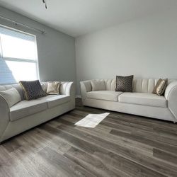 $5 Down Gorgeous Dream Filled Sofa And Loveseat