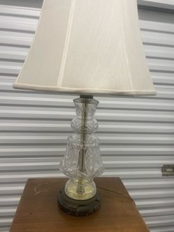 Vintage cut-crystal Lamp. 31 tall x18 wide