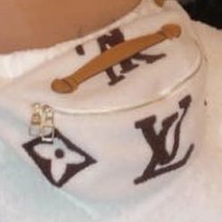 Sweater Lv Fannypack 