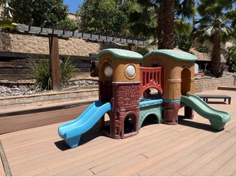 Step2 Clubhouse Climber Playground