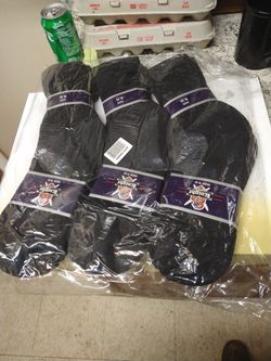 12 Pairs Of Socks For10