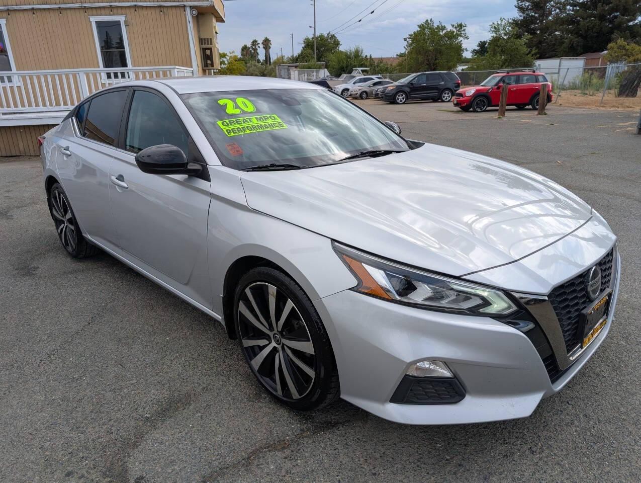 2020 Nissan Altima