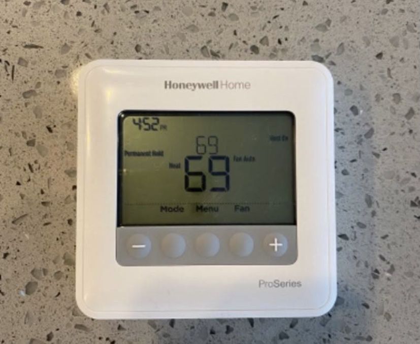 Honeywell Thermostat Pro series Open Box Special 