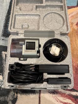 Aputure Amaran 60D S Video Light + GVM 26” Lantern Softbox