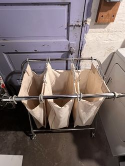 3 Bag Compartment For Laundry 