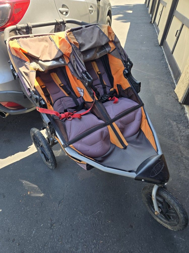 BOB 2 KIDS STRoller For Walking Or Running In Fair Conditions