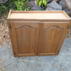 Upper wooden cabinet