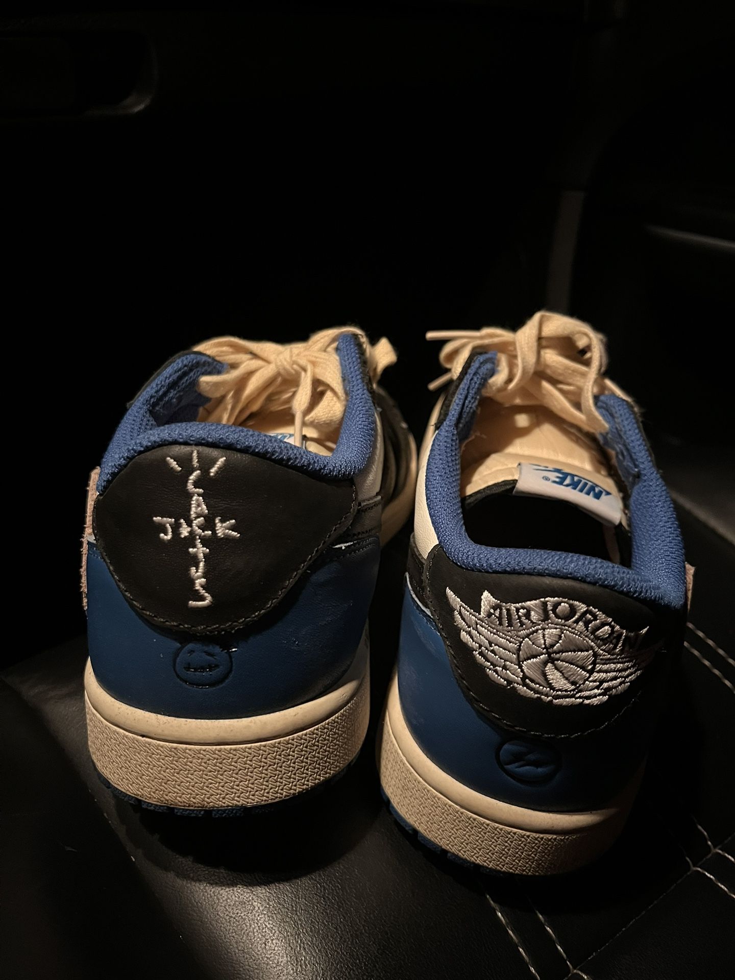 Travis Scott Jordan 1 Low